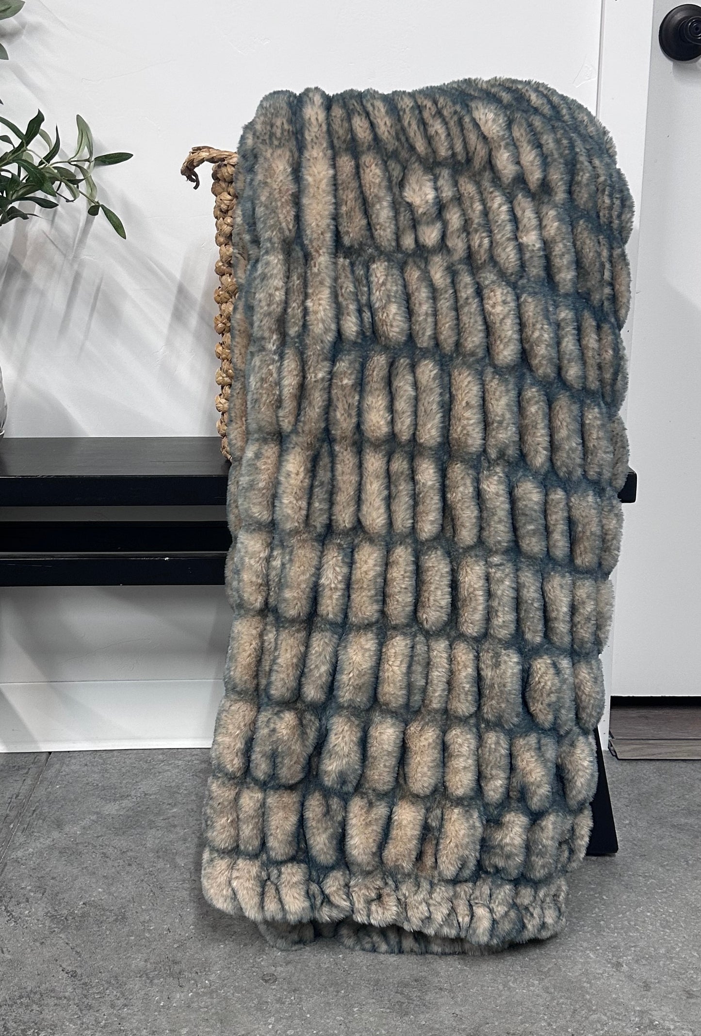 Patina Dolce Milan Throw Blanket *READY TO SHIP*