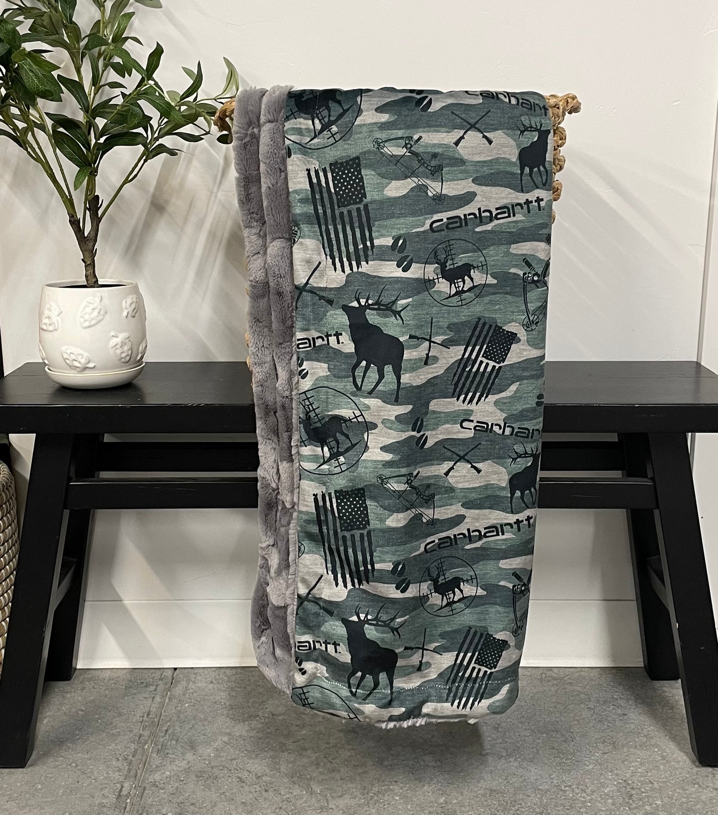 Camo Snuggler *RTS*
