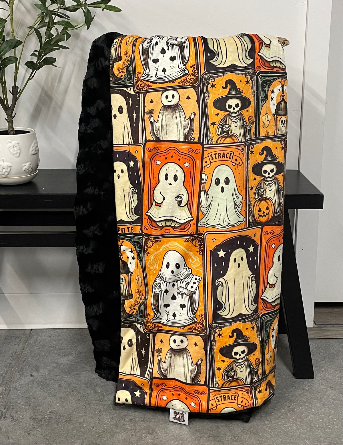 GRACE POINTS This or That HALLOWEEN Throw Blanket