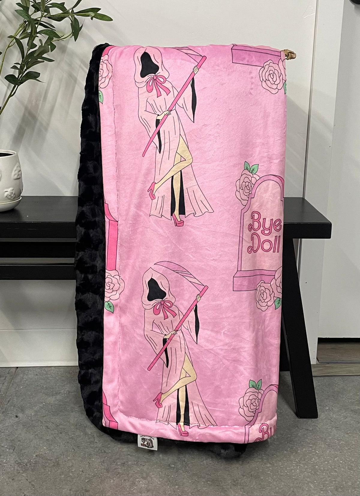 GRACE POINTS This or That HALLOWEEN Throw Blanket