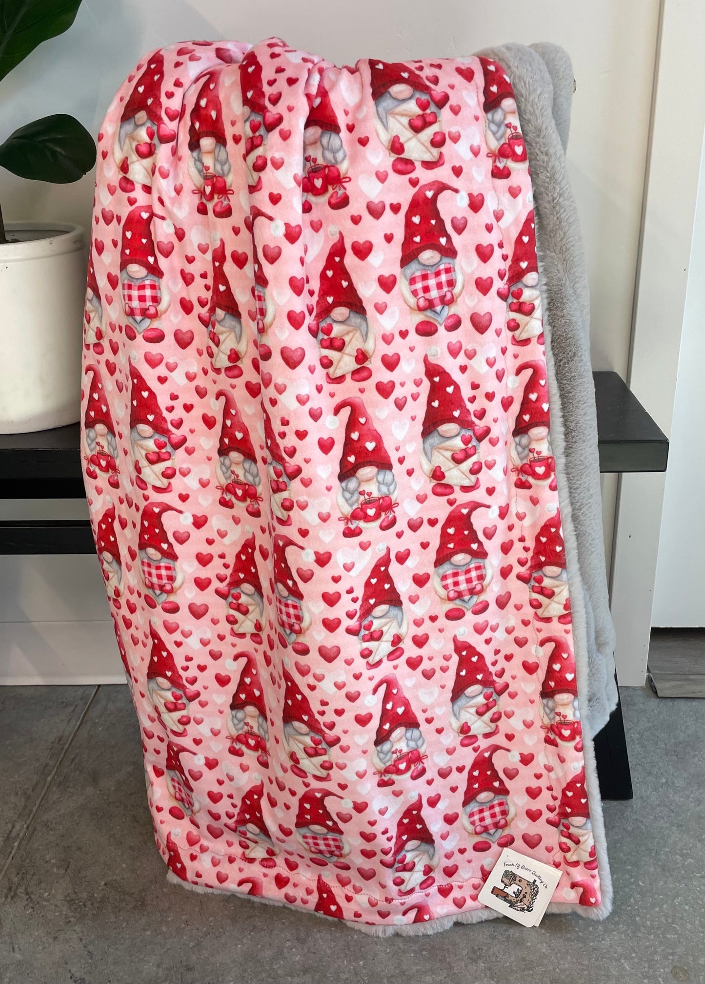 Valentines Gnomes Throw *RTS*