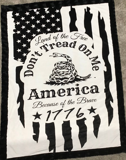 Don't Tread on Me Panel Throw *RTS*