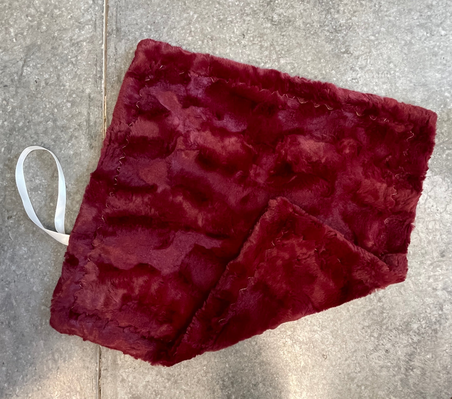 Merlot Hide Lovey *RTS*