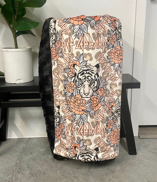 **PREORDER**  Pour Some Sugar on Me Blanket