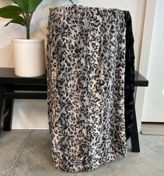 Gray/Black Bobcat Adult *RTS*