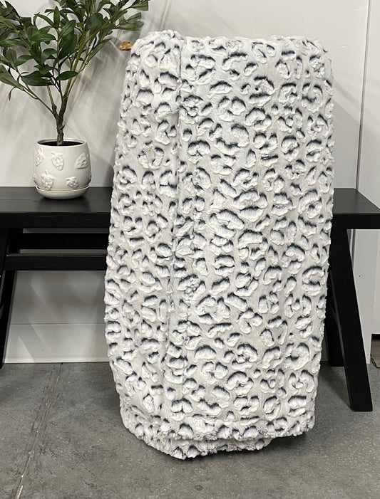 Cheetah Embossed Black/White Adult Blanket *READY TO SHIP*