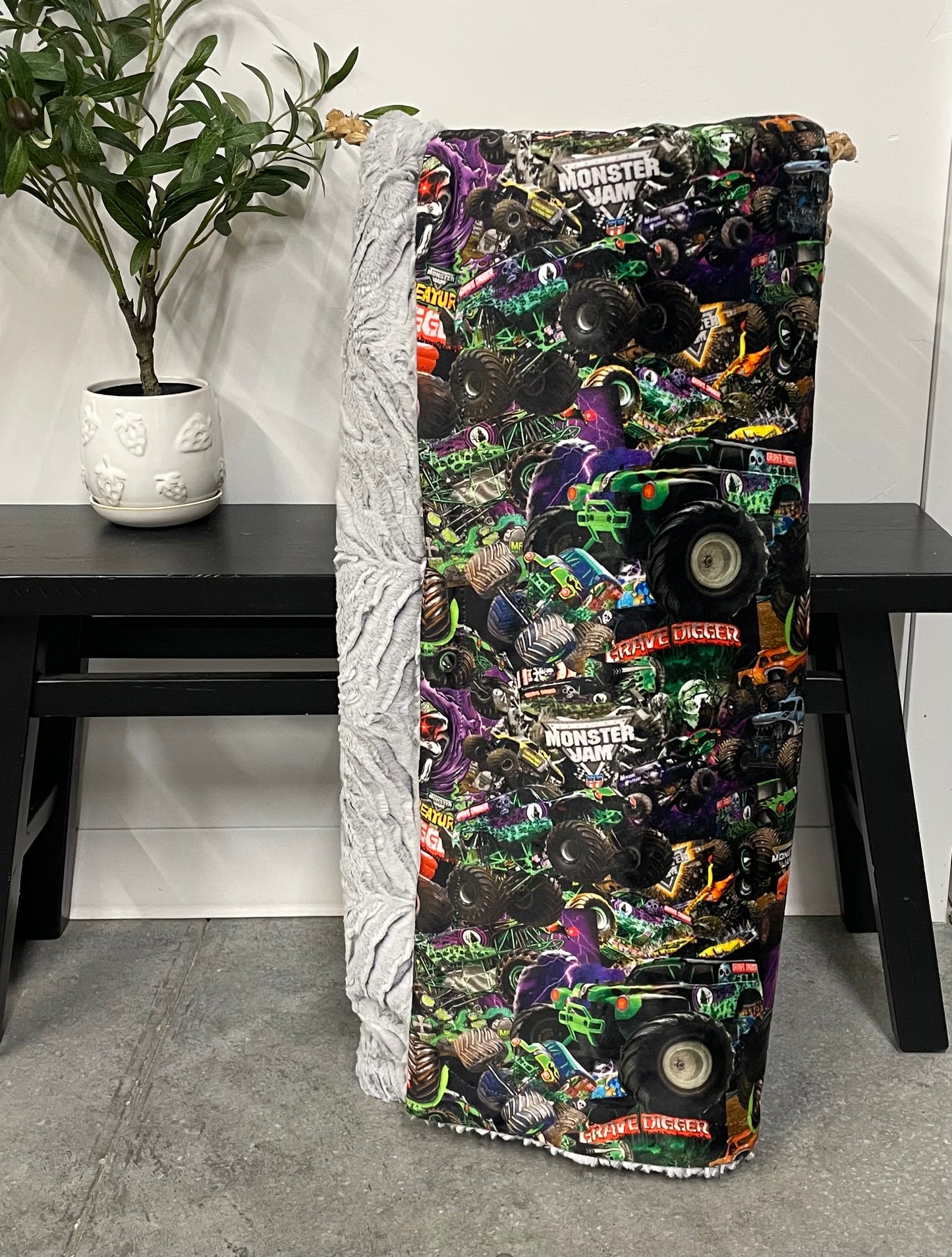 Monster Trucks Crib *RTS*