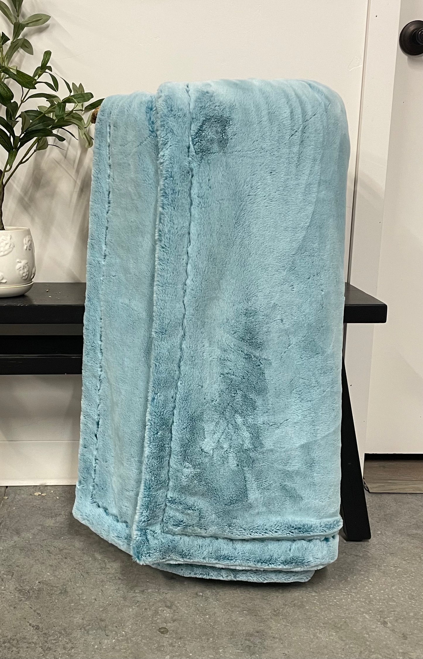 Teal Frosted Baby Seal Throw *RTS*
