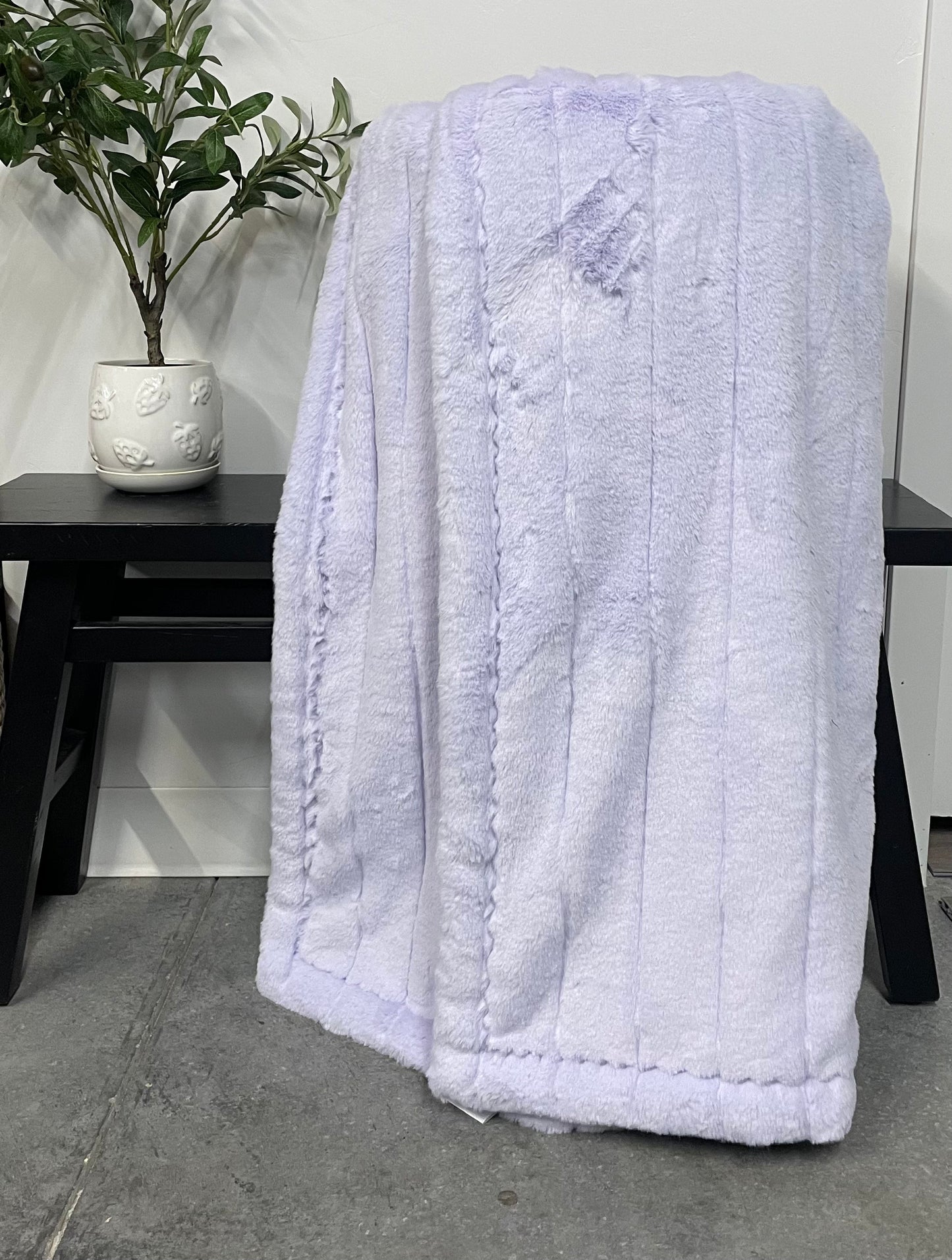Twinkle Sydney Throw *RTS*