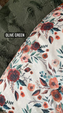 Load image into Gallery viewer, **PREORDER** Boho Floral Blanket
